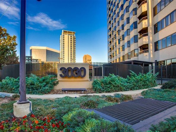 3030  Mckinney Avenue  1705, Dallas Texas 75204