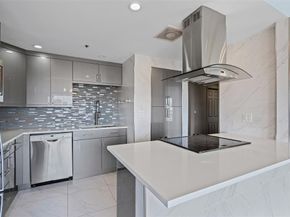3030  Mckinney Avenue  1705, Dallas Texas 75204