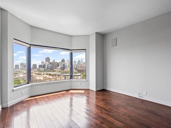 3030  Mckinney Avenue  1705, Dallas Texas 75204