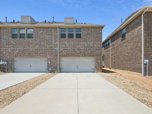 12826  Perrin Lane , Farmers Branch Texas 75234