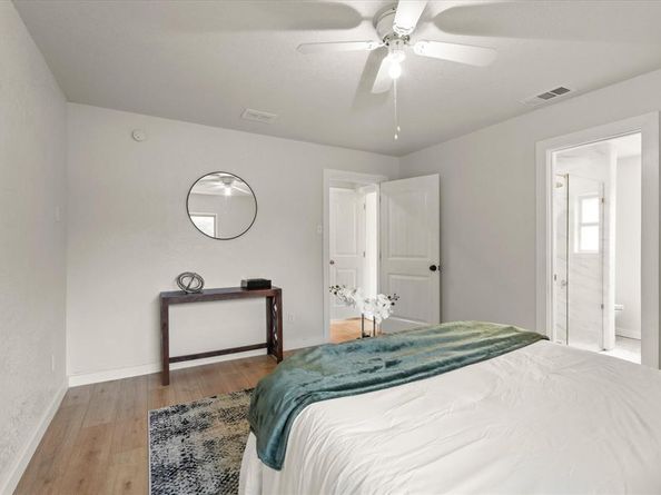 801  Donlee Road , Lancaster Texas 75134