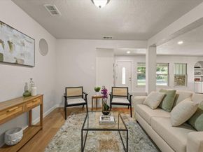 801  Donlee Road , Lancaster Texas 75134
