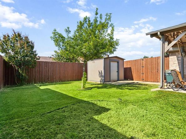1682  Shannon Drive , Lewisville Texas 75077