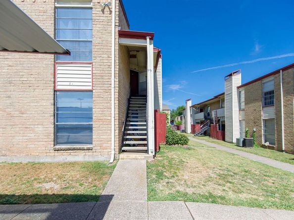 919 S Weatherred Drive  212, Richardson Texas 75080