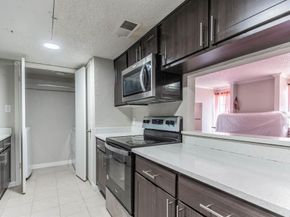 919 S Weatherred Drive  212, Richardson Texas 75080