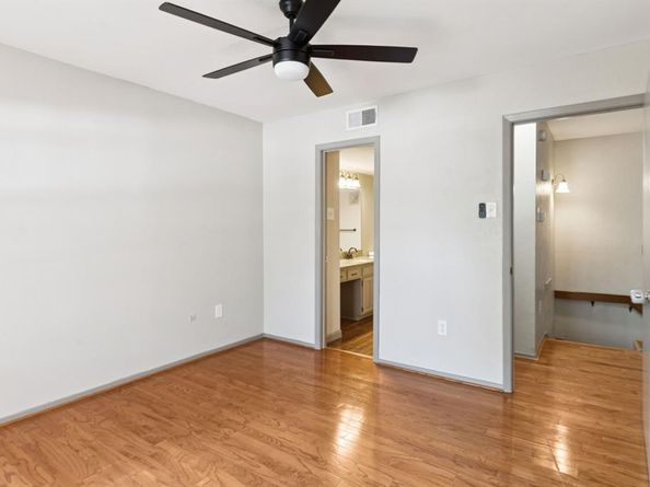 5626  Preston Oaks   45C, Dallas Texas 75254