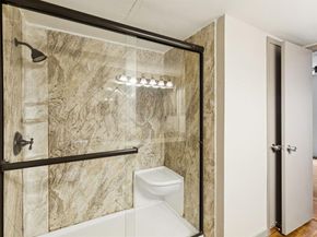 5626  Preston Oaks   45C, Dallas Texas 75254