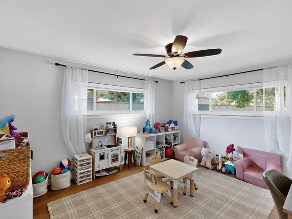 1519  Sunnybrook Drive , Irving Texas 75061