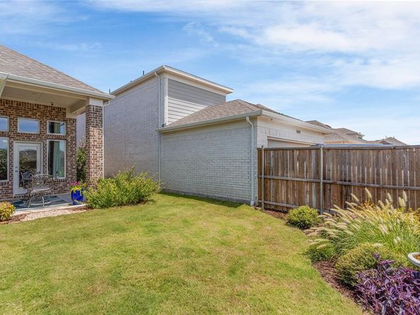 1438  Prestonwood Drive , Garland Texas 75040