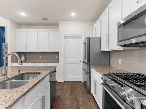 1438  Prestonwood Drive , Garland Texas 75040