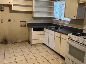 3850  Basswood Drive , Dallas Texas 75241