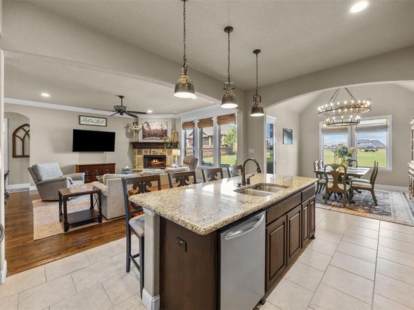 7232  Sussex Lane , Mansfield Texas 76063