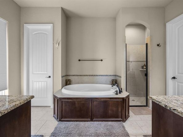 7232  Sussex Lane , Mansfield Texas 76063