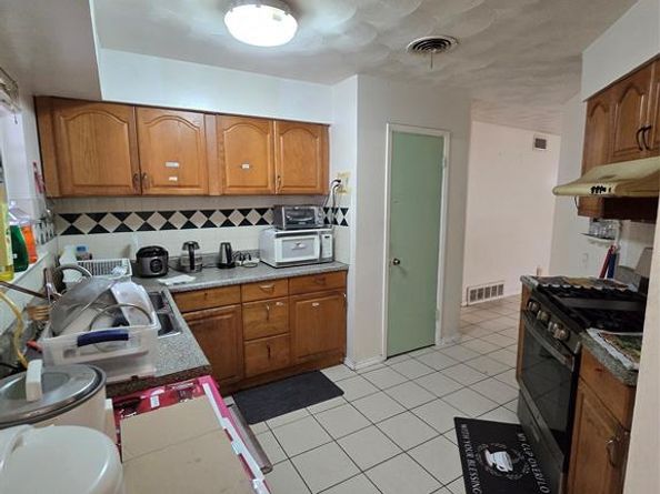 3137  Lariat Lane , Garland Texas 75042