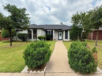 1001  Schrade Trail 