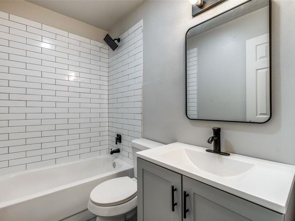 451  Southport Drive , Dallas Texas 75232