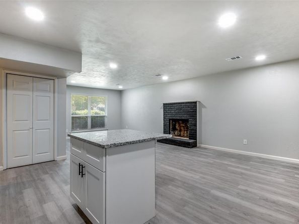 451  Southport Drive , Dallas Texas 75232