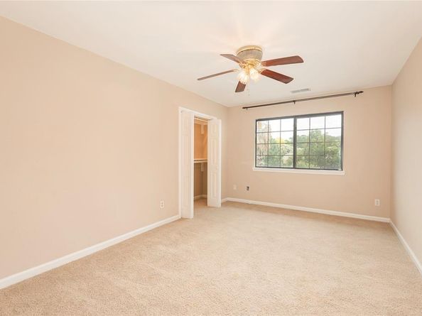6004  Royaloak Drive , Arlington Texas 76016