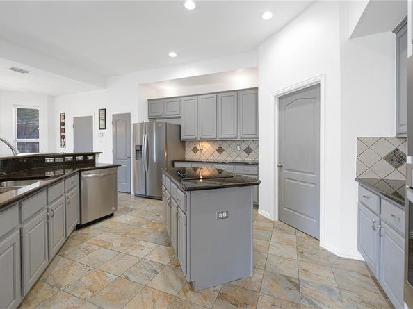 1808  Paddington Court , Arlington Texas 76017