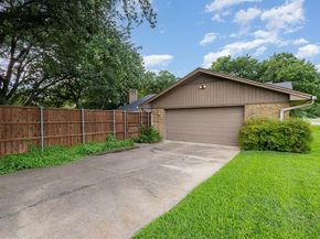 15105  Meandering Place , Dallas Texas 75248