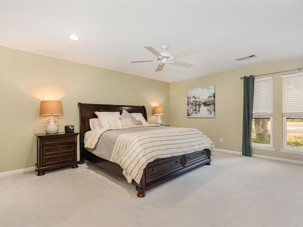 15105  Meandering Place , Dallas Texas 75248