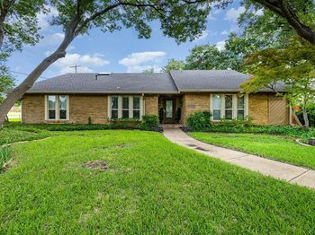 15105  Meandering Place 