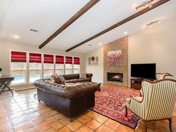 15105  Meandering Place , Dallas Texas 75248