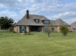 1304  Rollie Michael Lane , Fort Worth Texas 76179