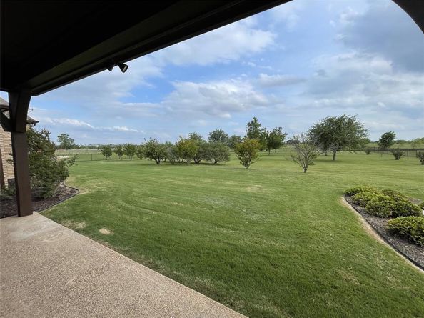 1304  Rollie Michael Lane , Fort Worth Texas 76179