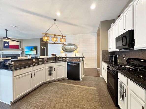 1812  Azalea Drive , Savannah Texas 76227