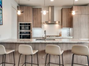 3130 N Harwood Street  902, Dallas Texas 75201