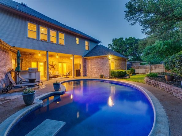 7021  Castle Creek Court , Fort Worth Texas 76132