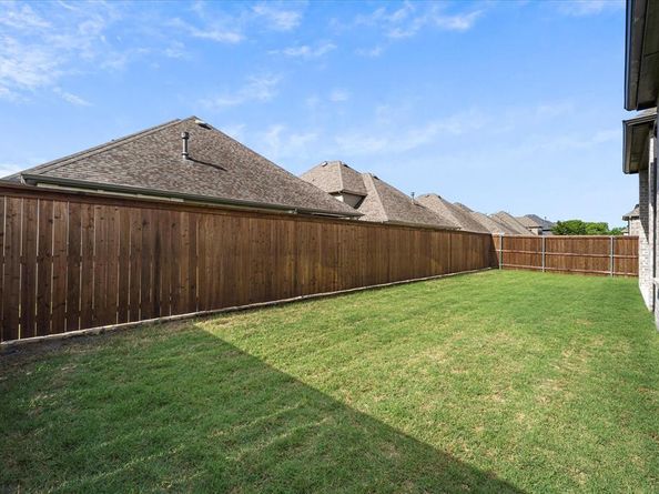 541  Petrel Drive , Rockwall Texas 75087