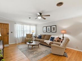 6050  Douglas Street , Fort Worth Texas 76114