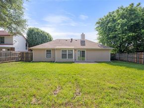 4756  Hollow Tree Drive , Arlington Texas 76018