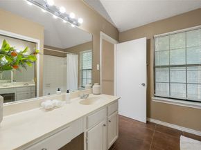 4756  Hollow Tree Drive , Arlington Texas 76018