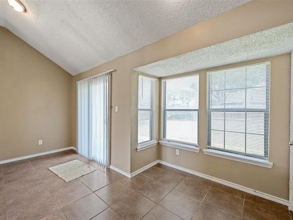 4756  Hollow Tree Drive , Arlington Texas 76018