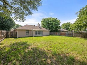 4756  Hollow Tree Drive , Arlington Texas 76018