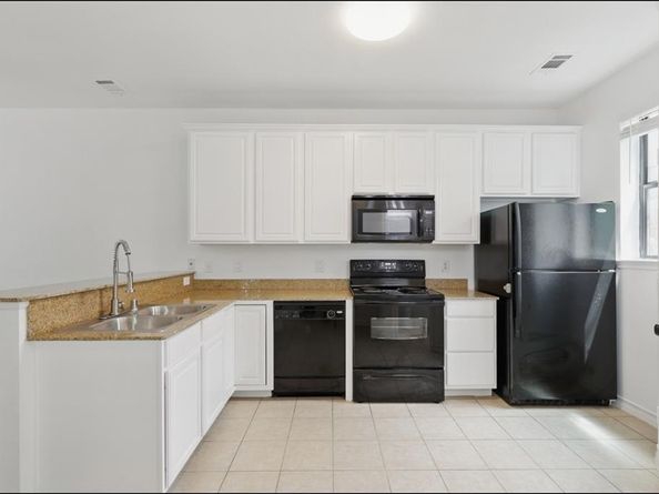 116  Nemo Court , Arlington Texas 76010