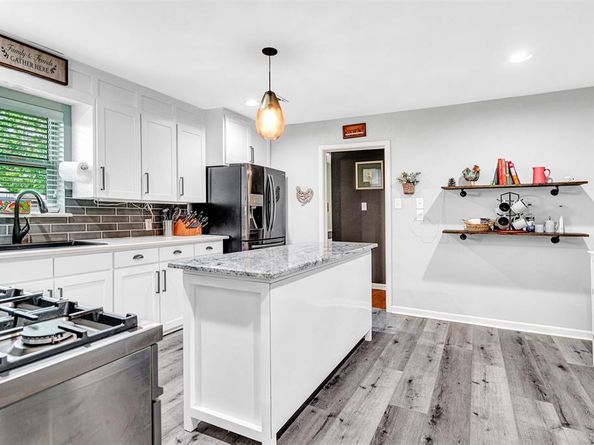 1201 W Avenue F  , Garland Texas 75040