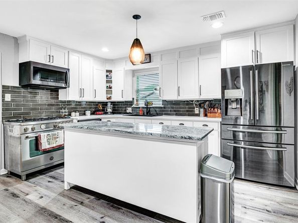 1201 W Avenue F  , Garland Texas 75040