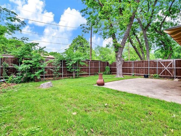 1201 W Avenue F  , Garland Texas 75040