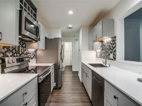 8601  Park Lane  111, Dallas Texas 75231