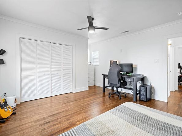 6326  Lakeshore Drive , Dallas Texas 75214