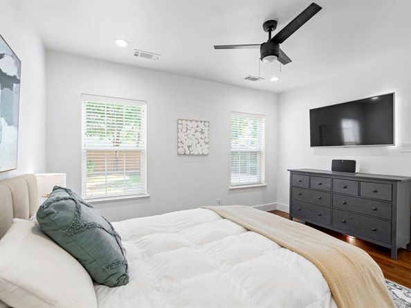 6326  Lakeshore Drive , Dallas Texas 75214