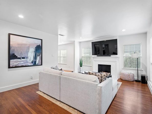 6326  Lakeshore Drive , Dallas Texas 75214