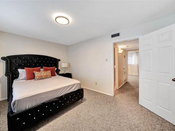 3006  Brockbank Court  3006, Dallas Texas 75220