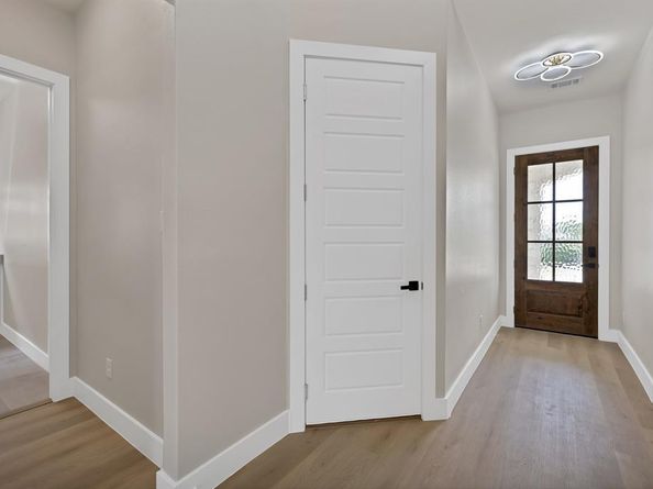 5336  Locke Avenue , Fort Worth Texas 76107