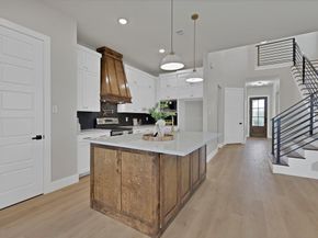 5336  Locke Avenue , Fort Worth Texas 76107