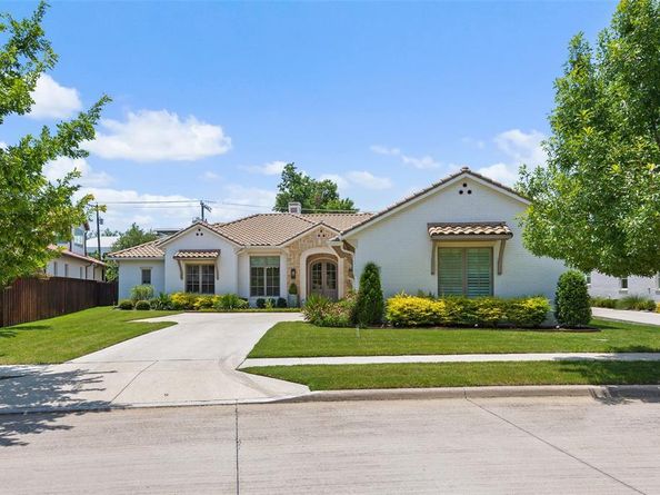 132  Pineland Place , Fort Worth Texas 76114